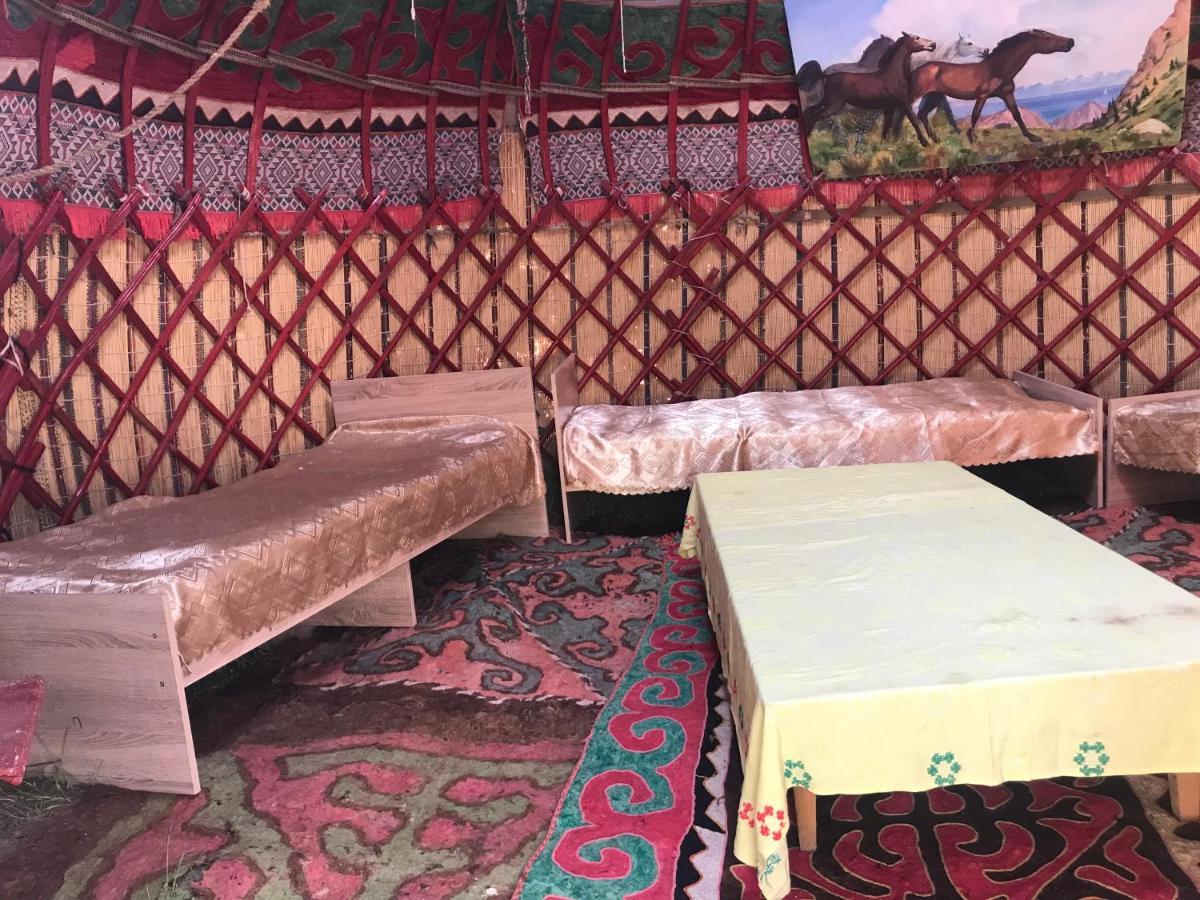 Tong Guesthouse Bermet מראה חיצוני תמונה