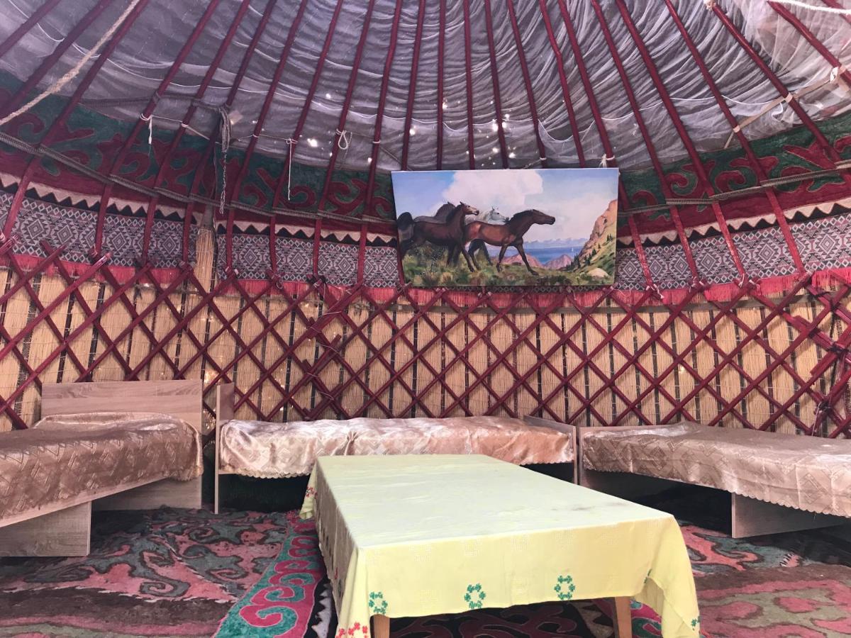 Tong Guesthouse Bermet מראה חיצוני תמונה