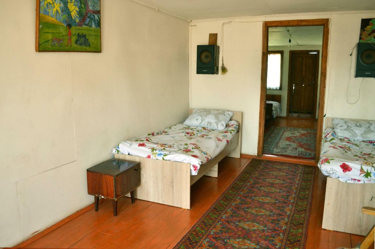 Tong Guesthouse Bermet מראה חיצוני תמונה