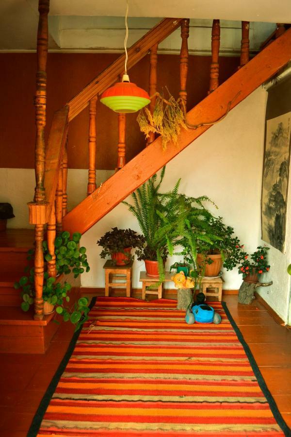 Tong Guesthouse Bermet מראה חיצוני תמונה